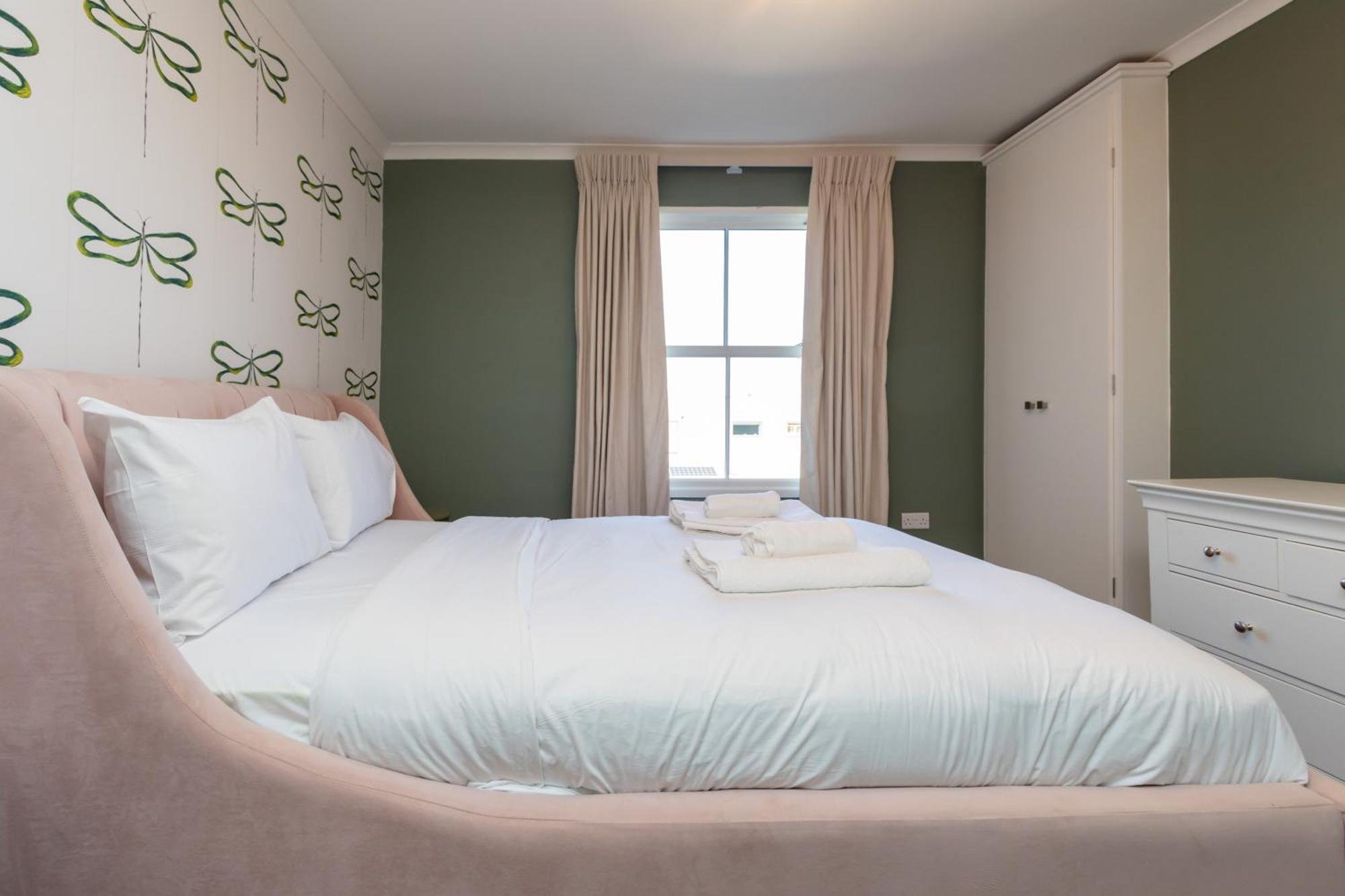 Spacious & Pristine 2Bd Flat - Balham Lejlighed London Eksteriør billede