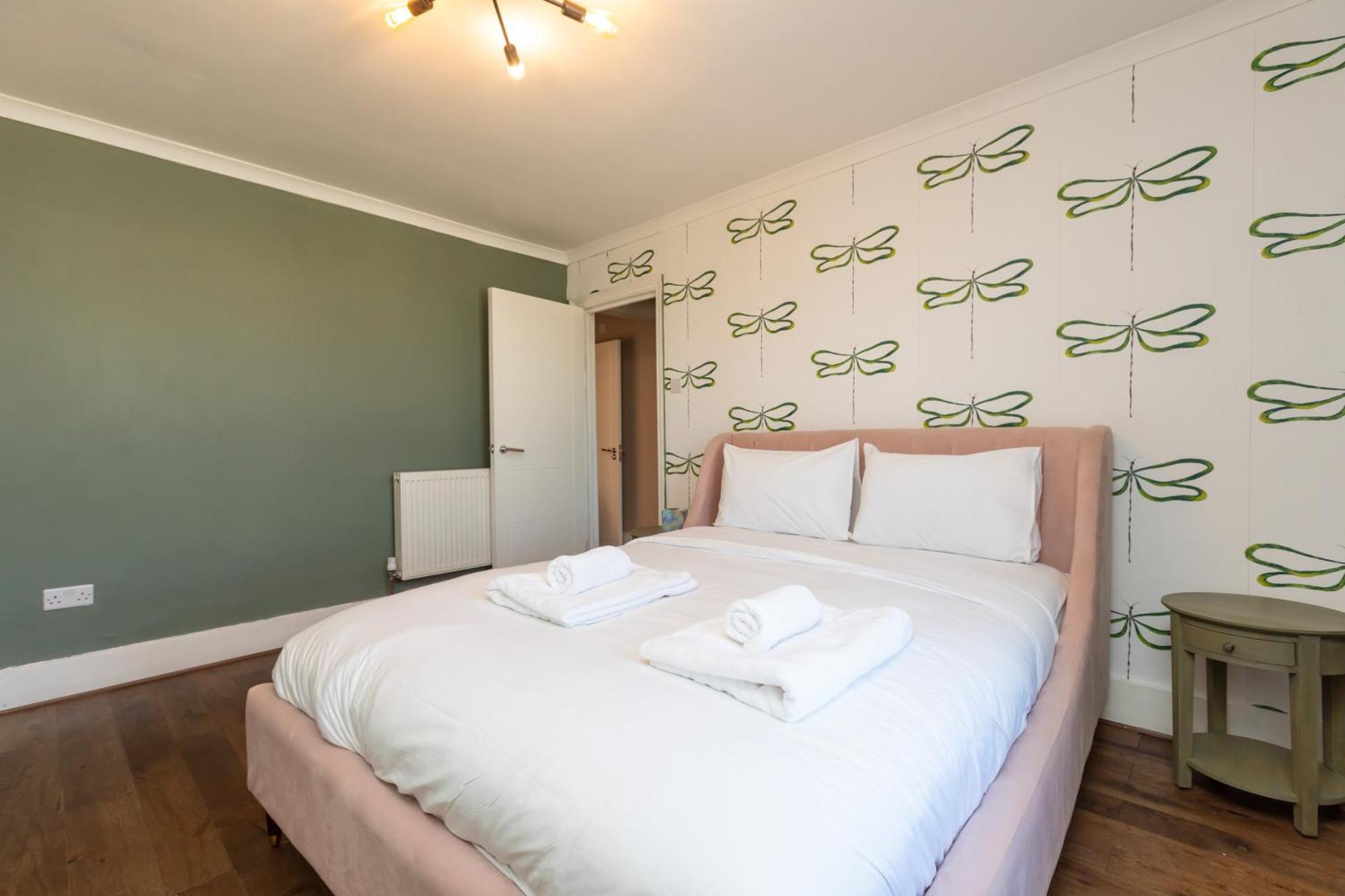 Spacious & Pristine 2Bd Flat - Balham Lejlighed London Eksteriør billede